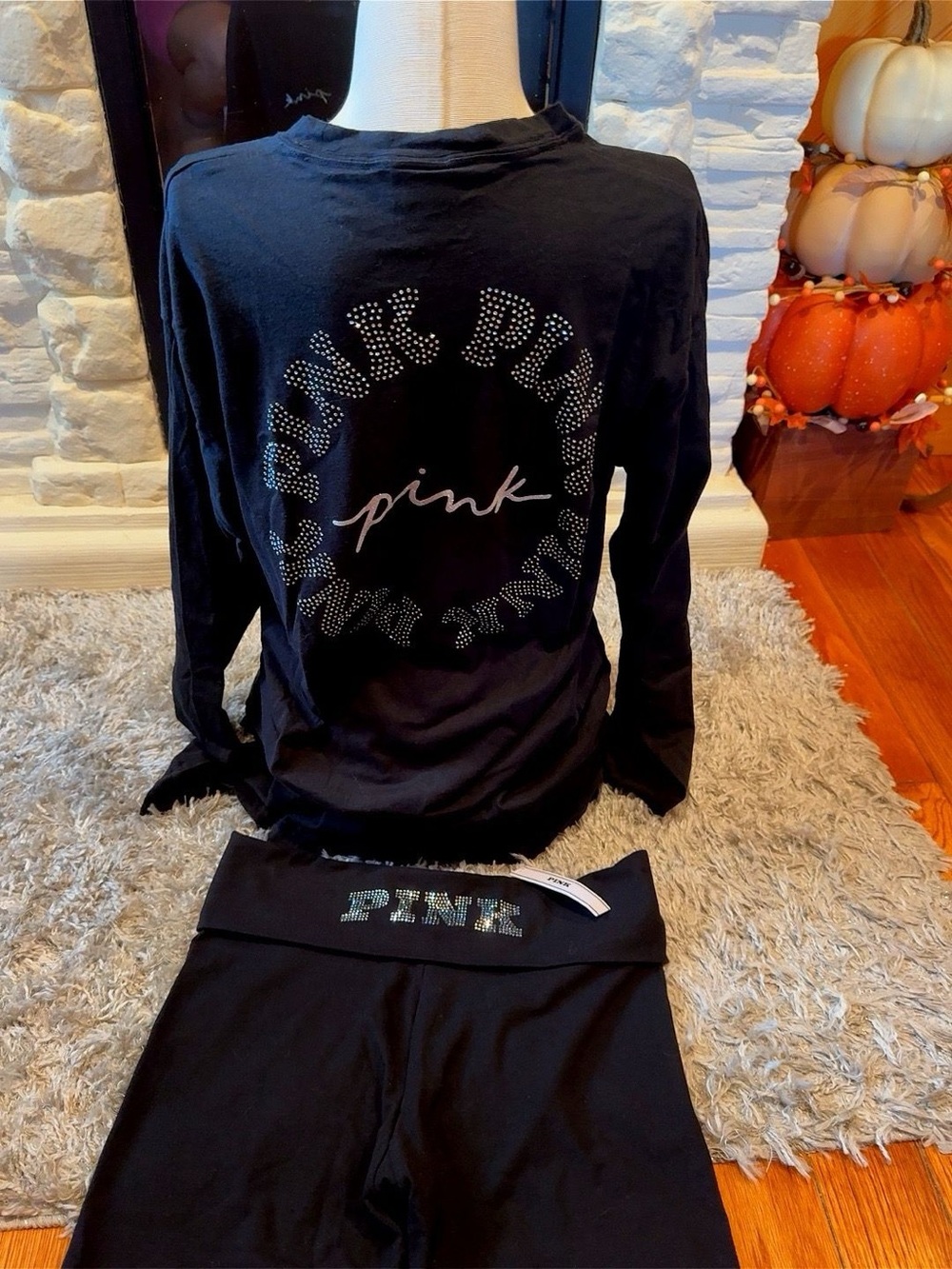 VS PINK Rhinestone Long Sleeve Tee Foldover Yoga Leggings Set M NWT